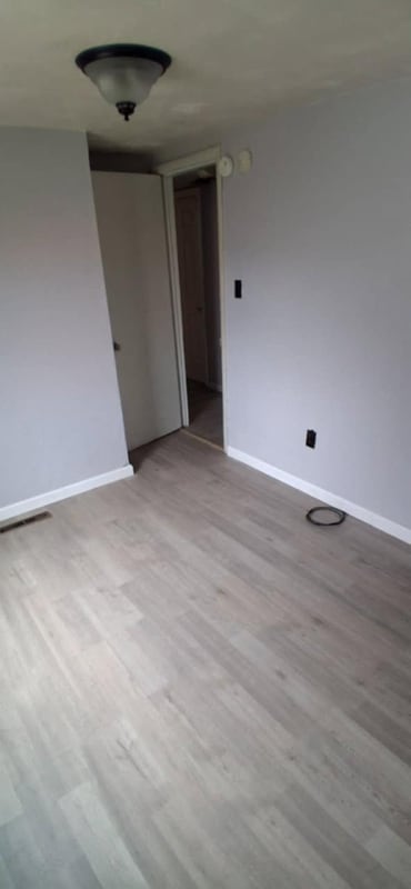 Building Photo - 160 6th St Rental
