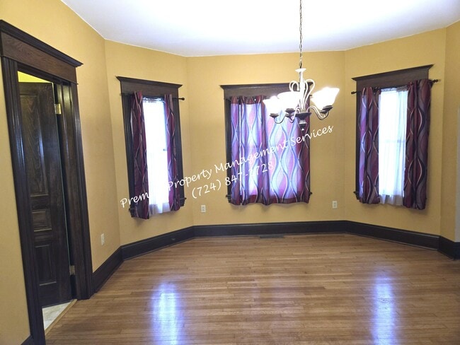 Photo - 140 Jefferson Ave