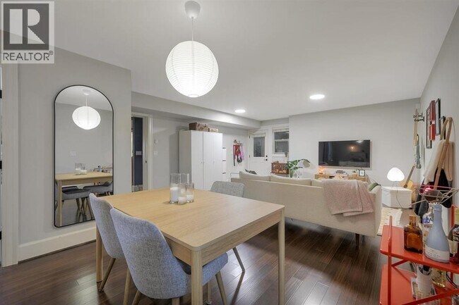 518 16th St E Unit Suite