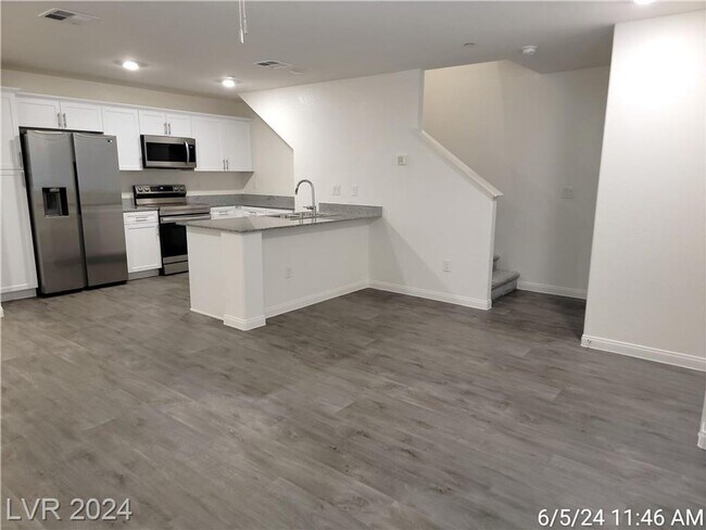 Photo - FABULOUS WATERCOLOR/TOUCHSTONE GATED COMMU...