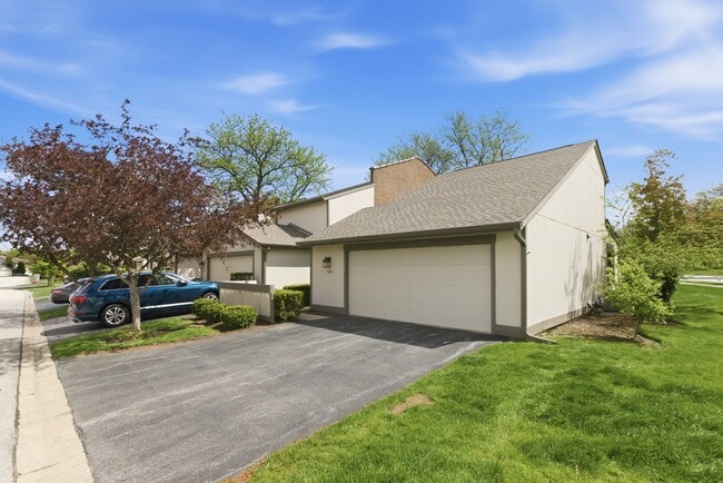 Building Photo - 105 Yarrow Ct