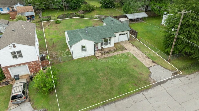 Photo - 314 N Birch St