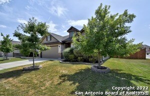 Photo - 703 Decathlon St