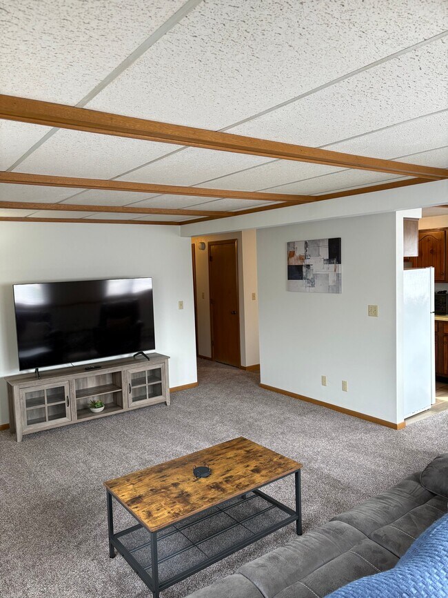 4-6 27th Ave SW Unit 6