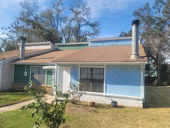 Photo - 3986 Breezee Ct