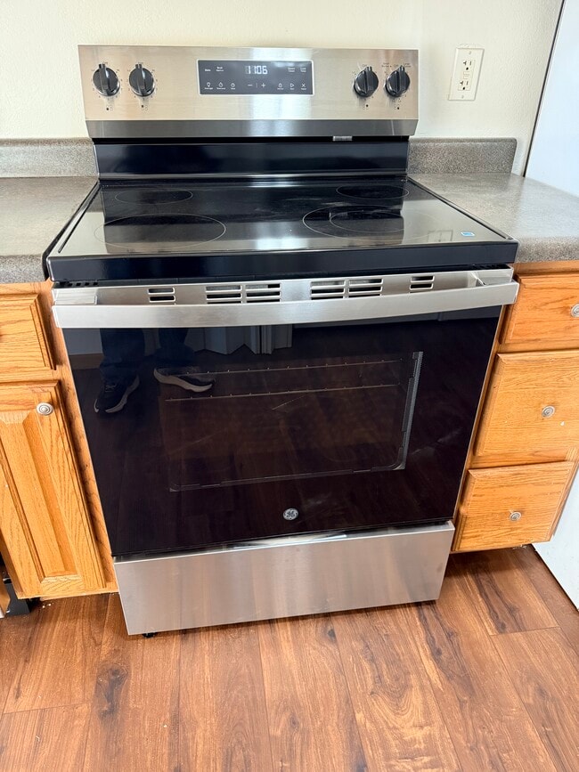 Photo - 2721 W Capital Ave