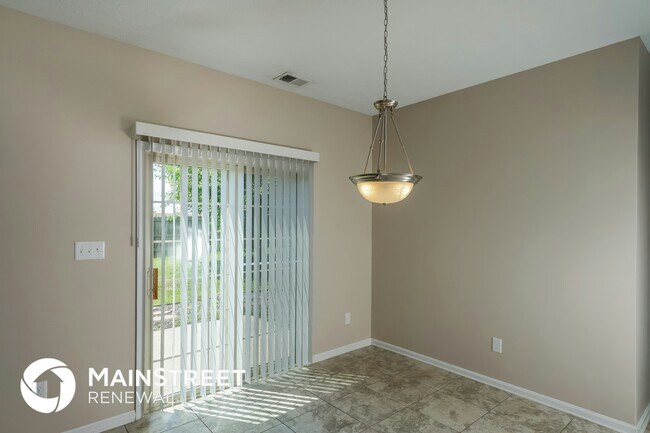 Photo - 104 Spring Leaf Ct