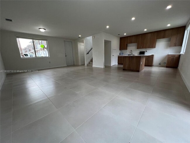 Photo - 199 Redland Rd