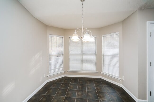 Photo - 1403 Leery Cove