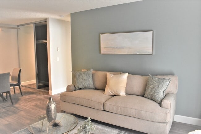 Photo - Sunnyvale Town Center Apartments