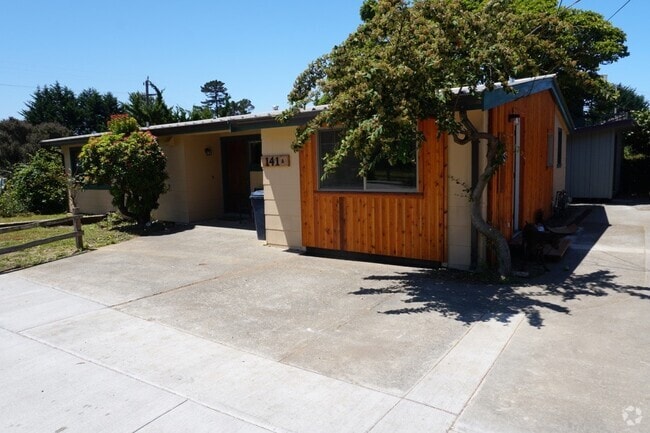 Building Photo - 141 Beverly Dr Rental