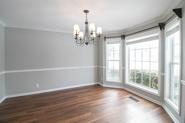 Photo - 2553 Emerald Ct