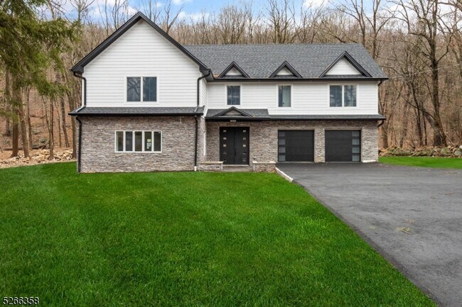 Photo - 232 Kinnelon Rd