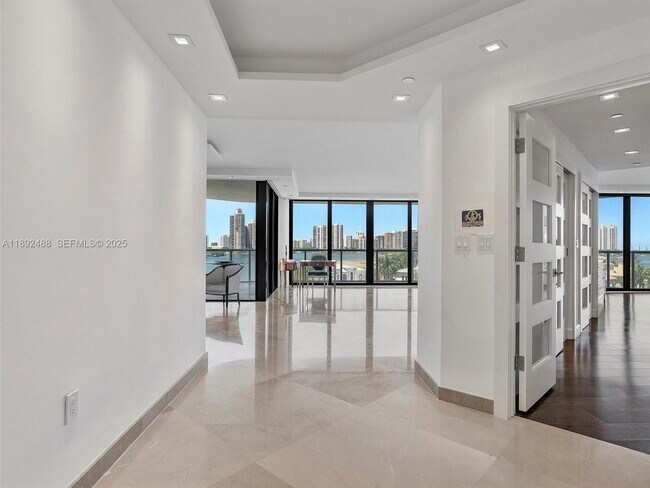 Photo - 4000 Island Blvd Unit 606