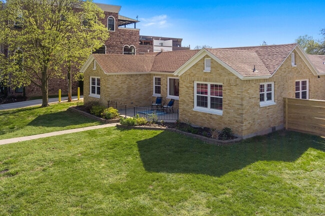 Photo - 337 NW A St Unidad ID1221794P