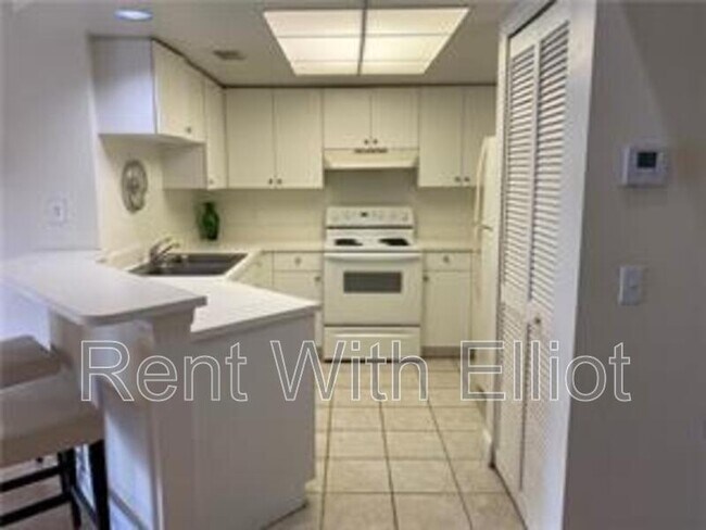Photo - 2021 SE 10th Ave