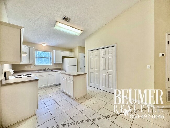 Photo - 3bd/2ba Home For Rent