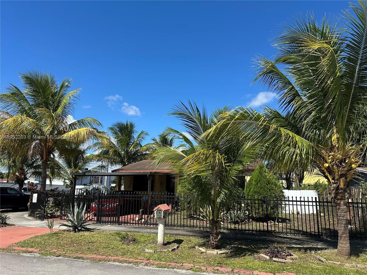 Photo - 1395 NW 118th St