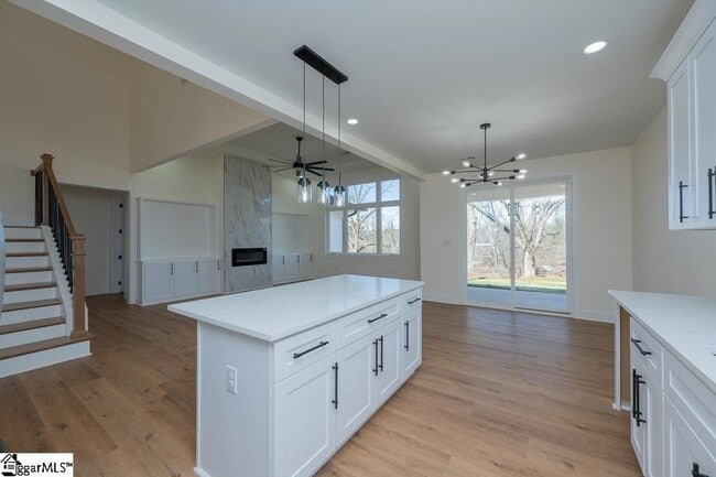 Photo - 105 Horseshoe Bend Rd