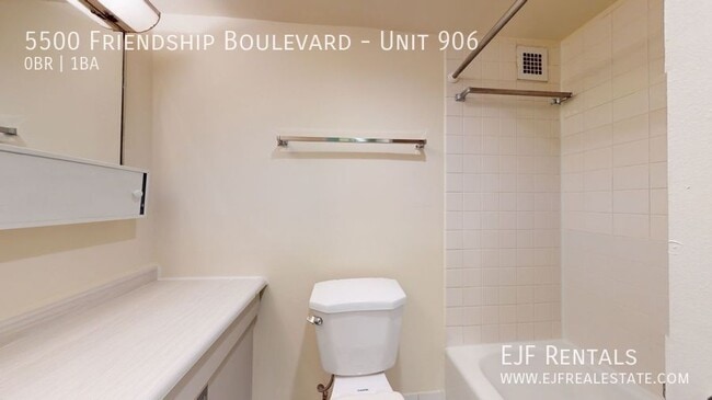 Photo - 5500 Friendship Blvd Unidad 906