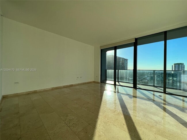 Photo - 68 SE 6th St Unit 3308