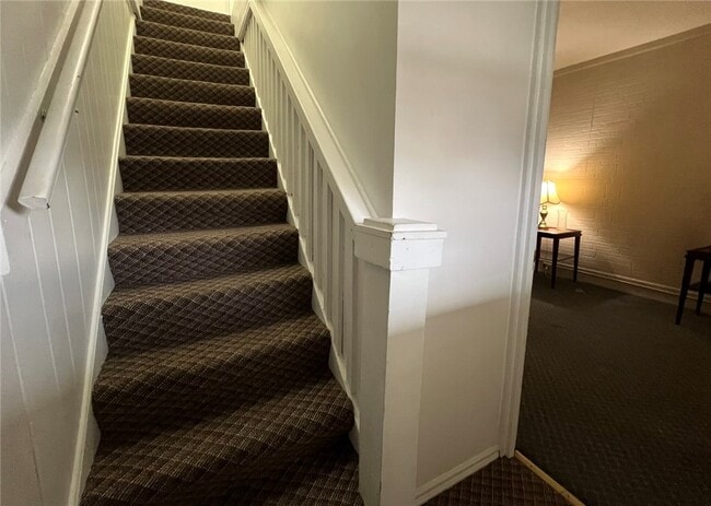 Photo - 912 Magee St