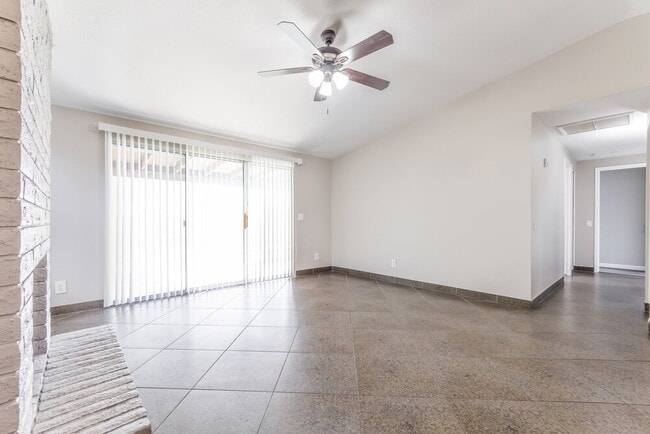 Photo - 2051 N Villas Ln