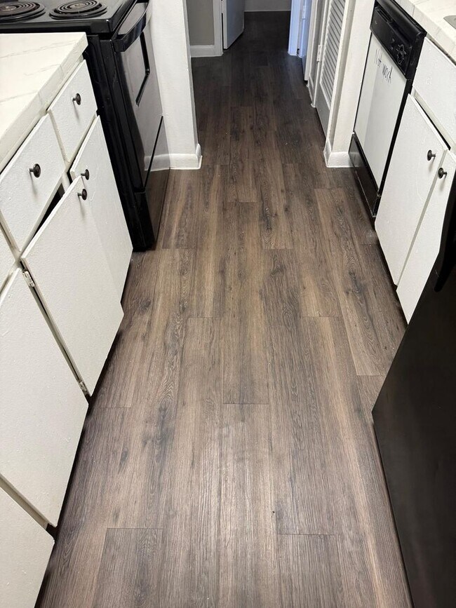 Photo - Fully Renovated 1/1 Available for Immediate Rent! Unit 59