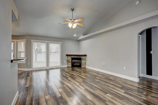 Photo - 2870 N High Desert Wy
