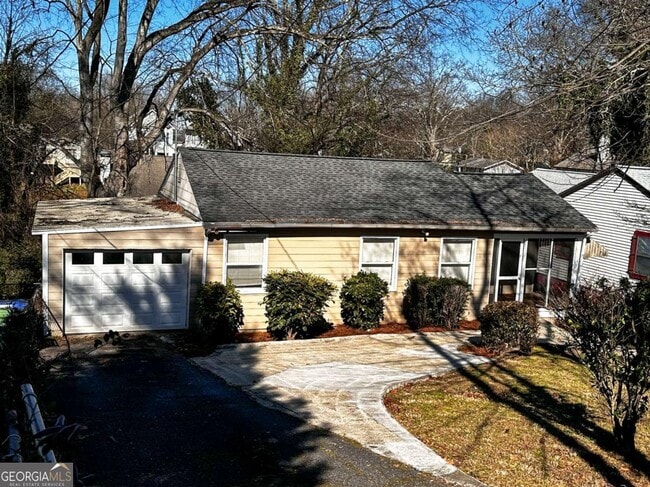 Building Photo - 1895 Francis Ave NW