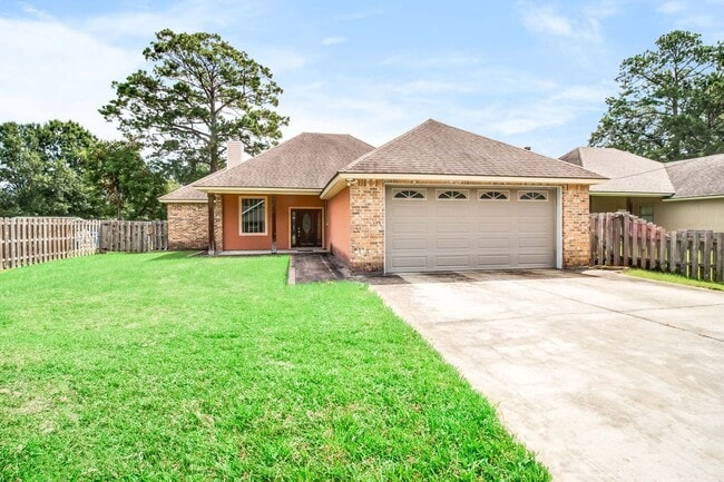Building Photo - AVAILABLE FOR RENT IN LAFAYETTE!