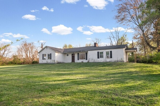 Building Photo - Lafayette Road-420 Unit 420A