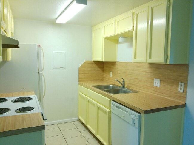 Photo - 5723 Crestmore Dr
