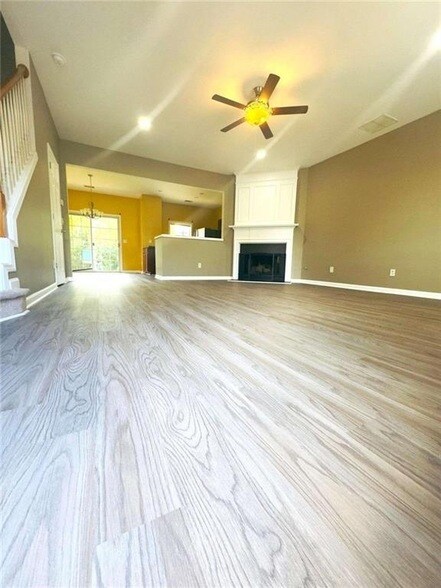 Photo - 1008 Prestwyck Ct