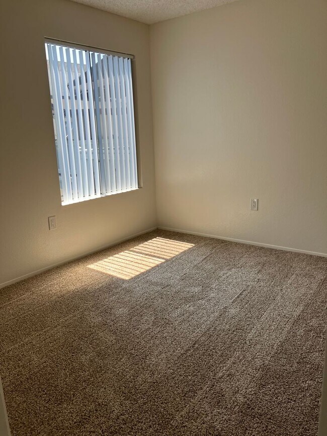 Summerfield Villas Apartments Escondido, CA