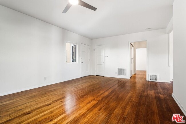 Photo - 1319 S Mansfield Ave