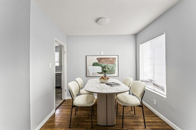 8102 Norwich Ave Unit 1