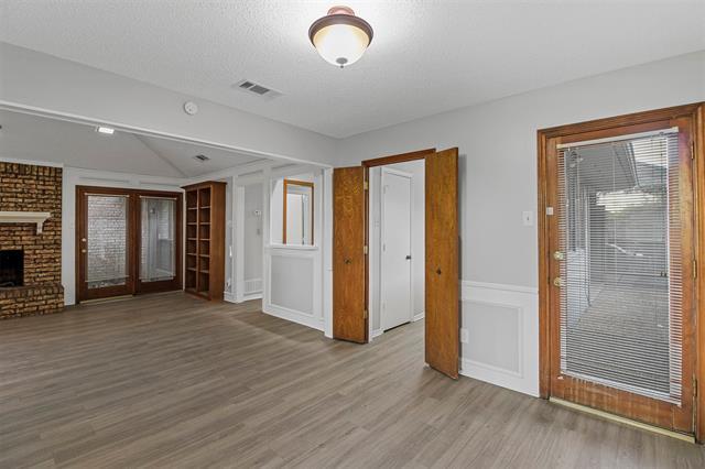 Photo - 4017 St Christopher Ln