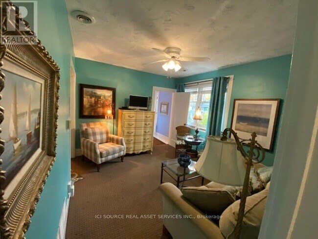 Photo - 206 Kent St Unité 2nd Floor