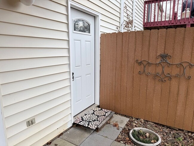 Photo - 326 Riverside Ave