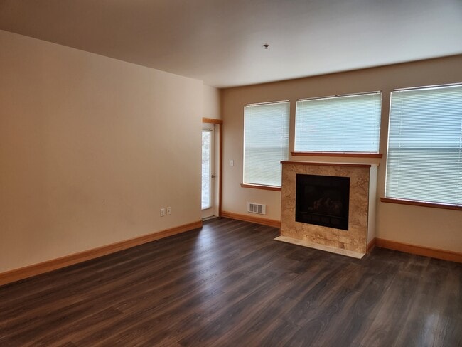 Photo - 263 W Bakerview Rd