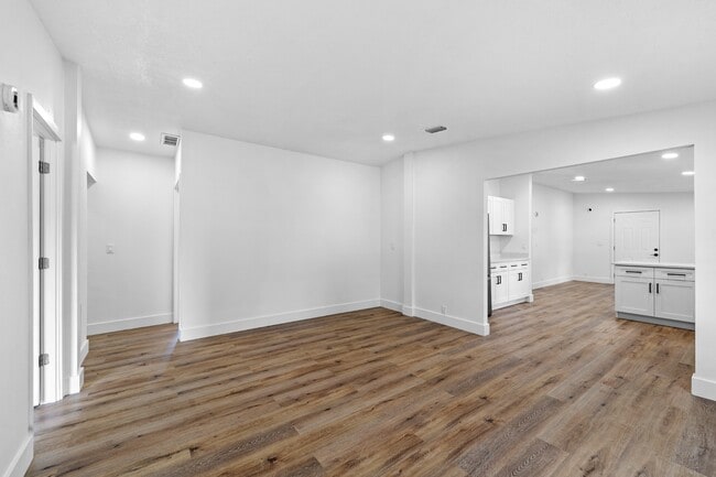 Photo - 6402 N Highland Ave