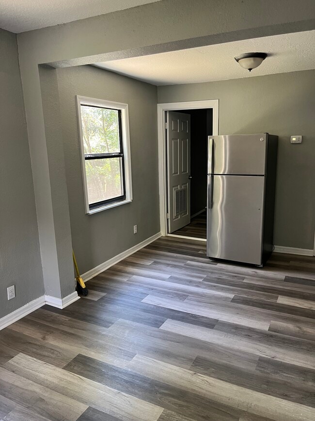 Photo - 1217 Kirby St