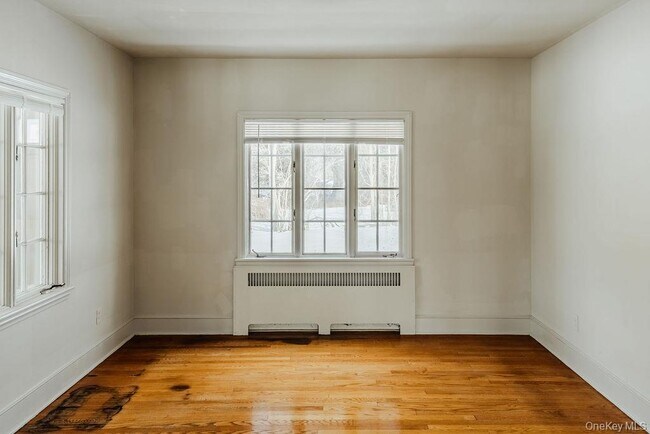 Photo - 1539 Hollow Rd