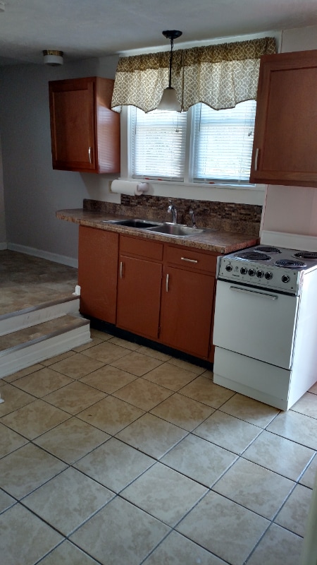 Photo - 346 Day Ave SW Unit 346 Day Ave Roanoke Va E