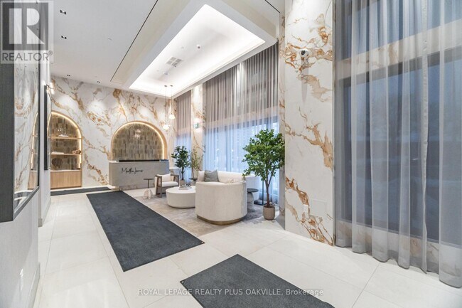 Photo - 2088 James St Unité 703