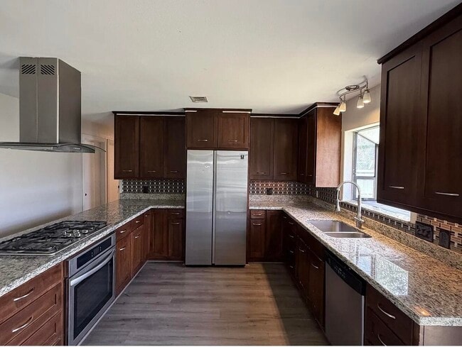 Photo - 4827 12th St