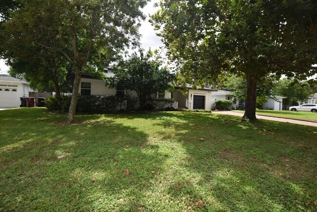 Photo - 924 Boardman St