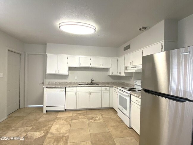 Photo - 7307 E Palm Ln