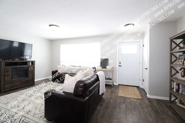 Photo - 1318 SW Kenworthy Dr